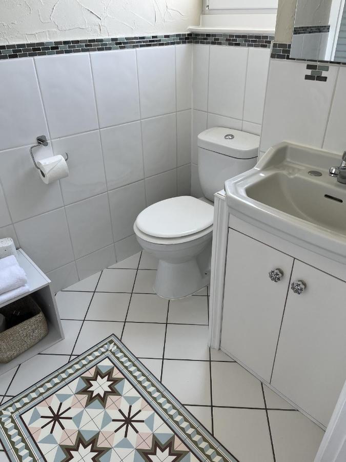 La Maison De Louisette Hotel *