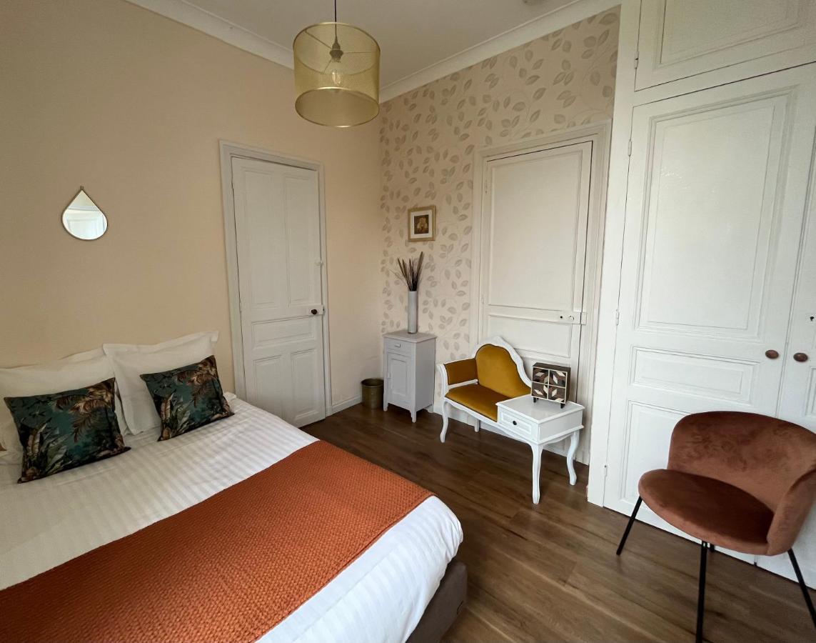 La Maison De Louisette Hotel *